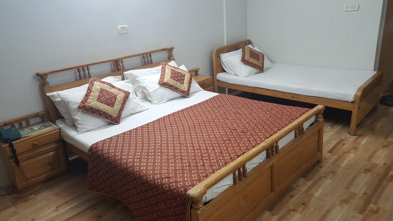 Pine Top Hotels Naran Exterior foto